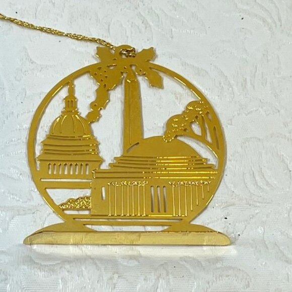 Washington DC's 3 iconic Landmarks Brass Table Tree Christmas Ornament - Picture 2 of 6